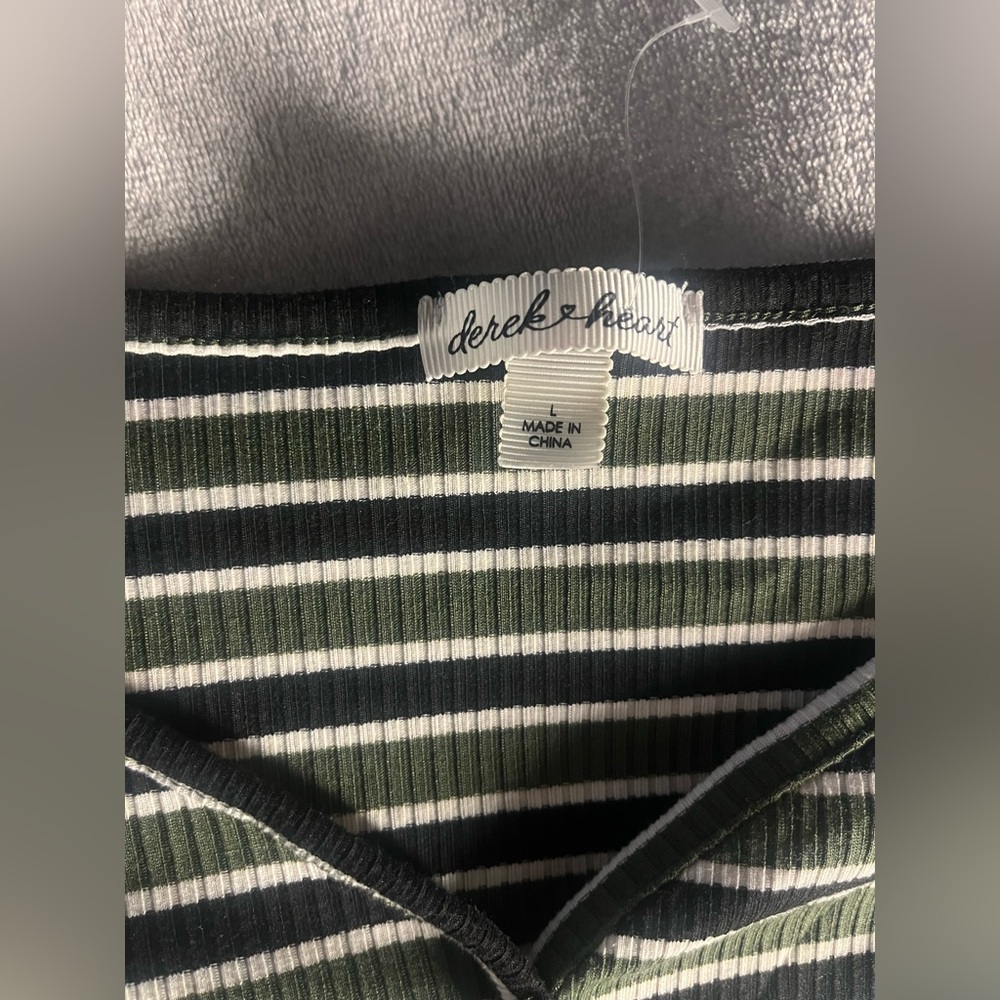 Striped Button-Up Top - Picture 4 of 5
